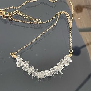 Necklace 21" like ice chips. Gold chain. Smoke free.
